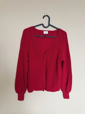 Wilfred Aritzia Deep Red V-Neck Cardigan | XS (Fits Large)